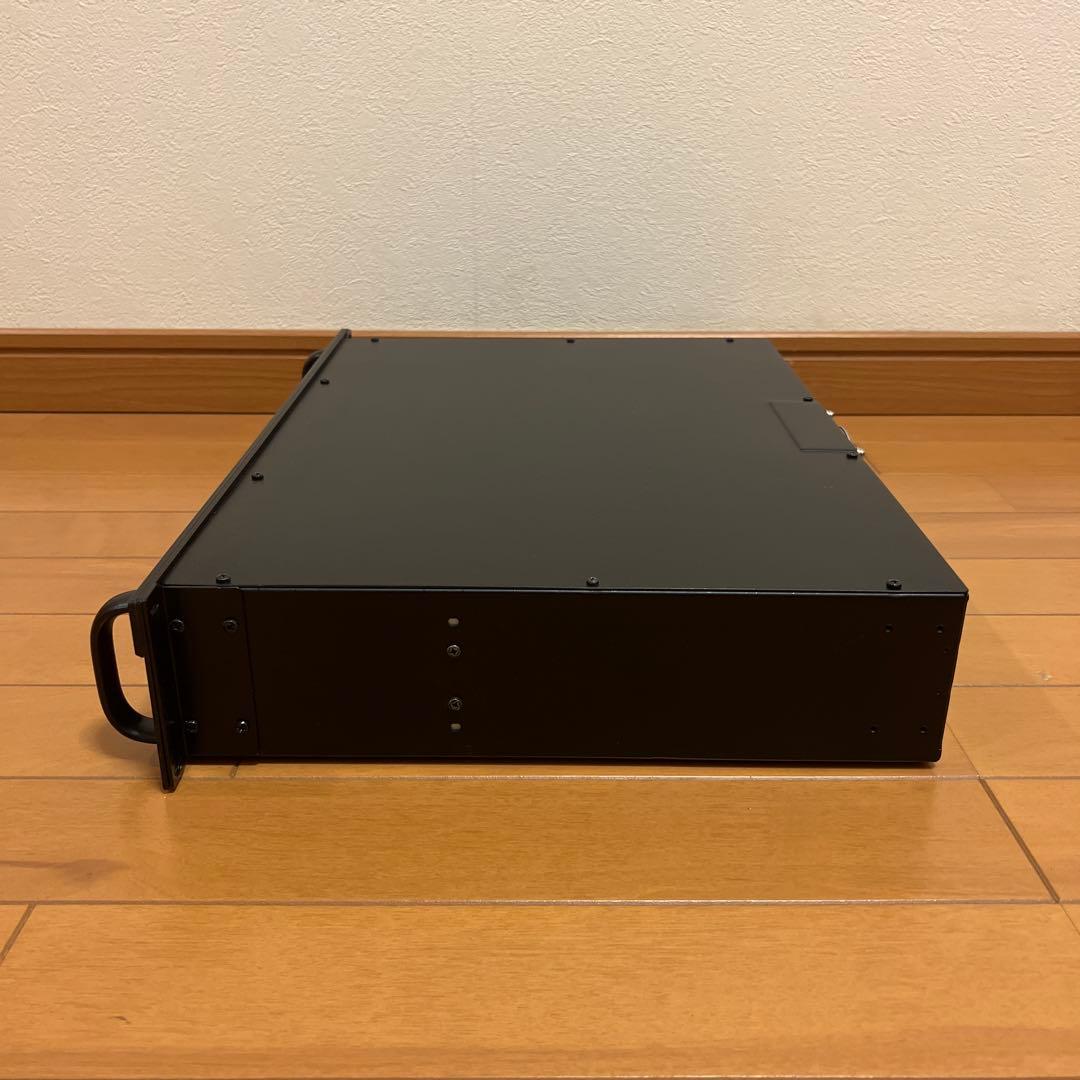❶Hartke LH1000 ベースアンプ ❷❸スピーカー❹ラック同時ご購入