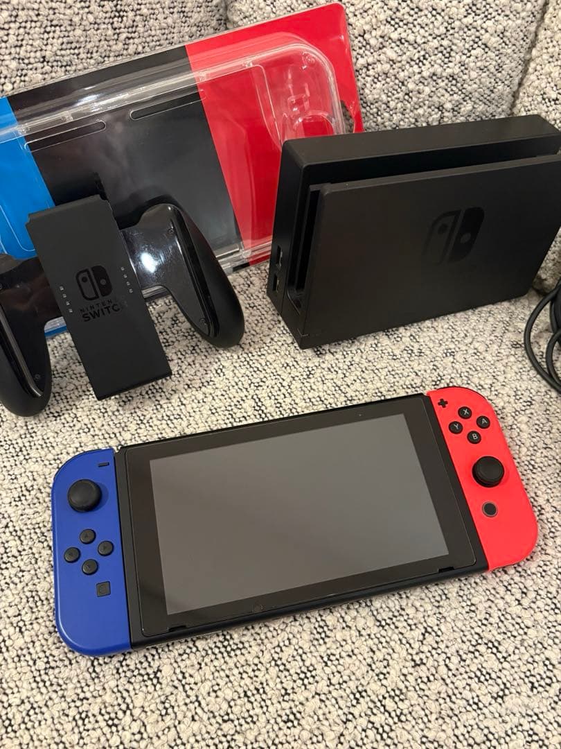 【美品】Nintendo Switch 本体セット ケース付き