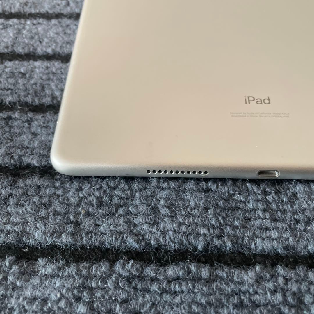 57 iPad Air3 3世代 64GB SIMフリーモデル シルバー