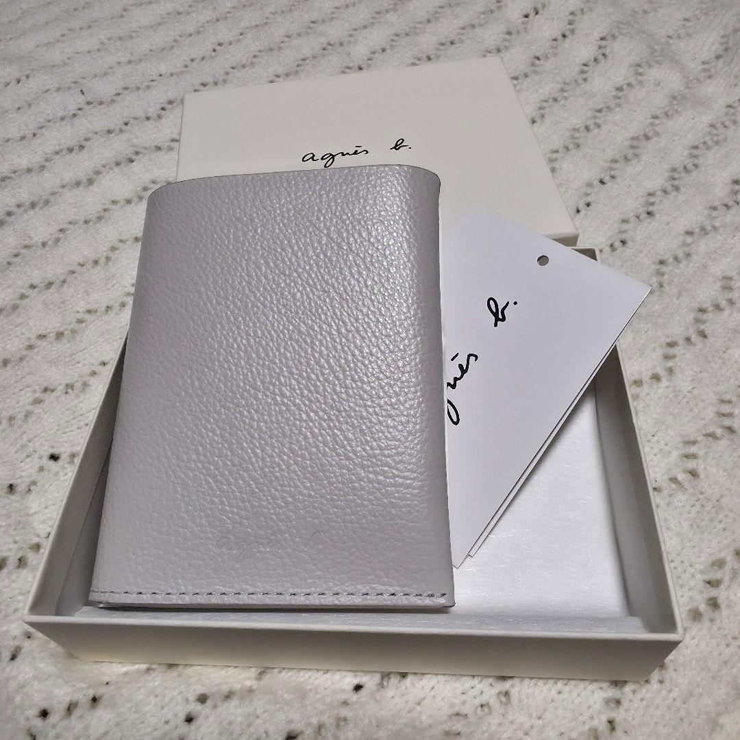 ほぼ新品アニエスベー ホワイトグレー 二つ折り財布おまけ付き