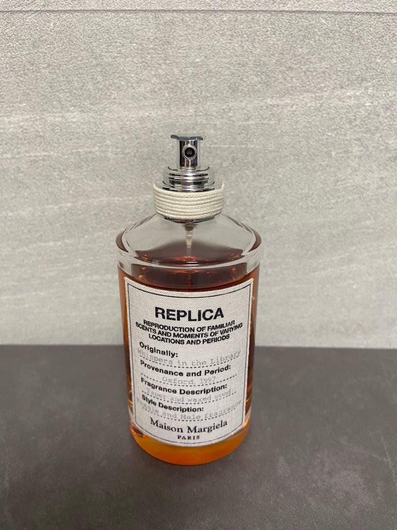 Margiela マルジェラ ウィスパーインザライブラリー 香水 レプリカ