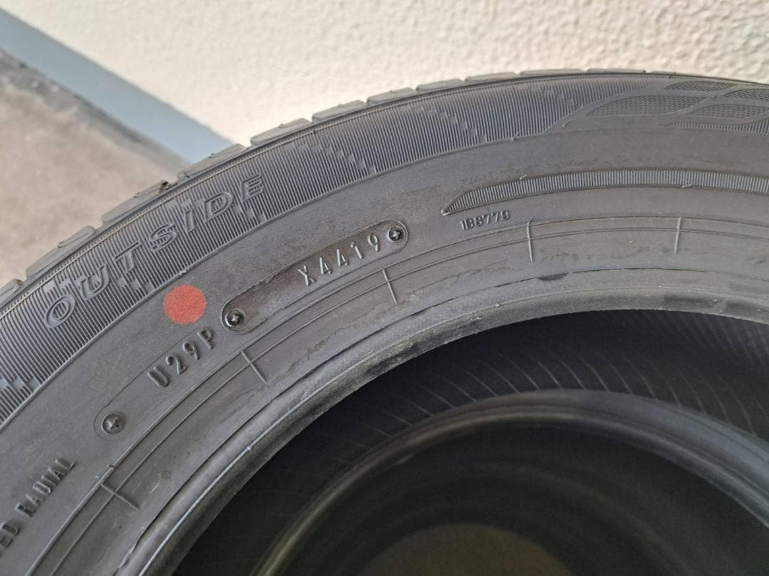 DUNLOP エナセーブ　タイヤ　新品　４本セット
