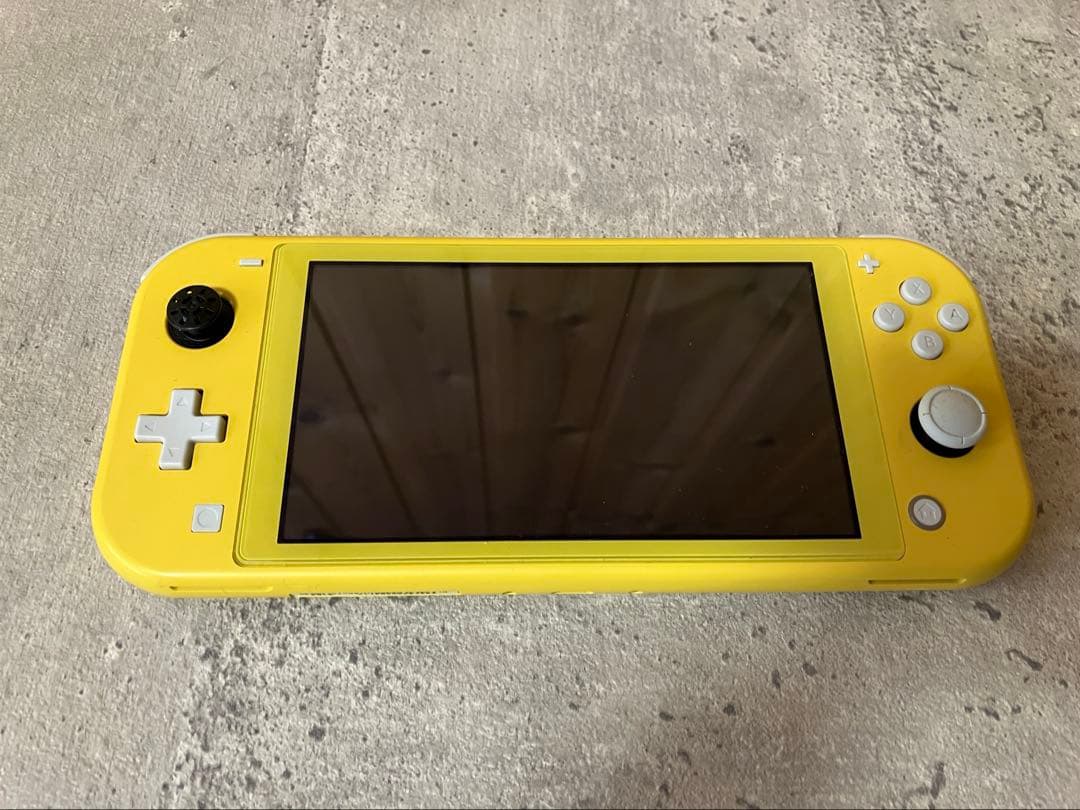 Nintendo Switch Lite イエロー 本体　ジャンク