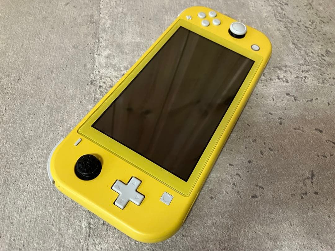 Nintendo Switch Lite イエロー 本体　ジャンク