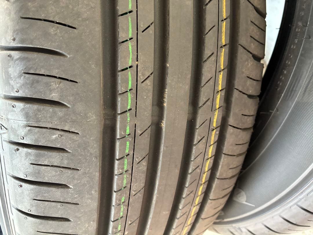 ダンロップ 225/60R18 4本　ハリアー新車外し