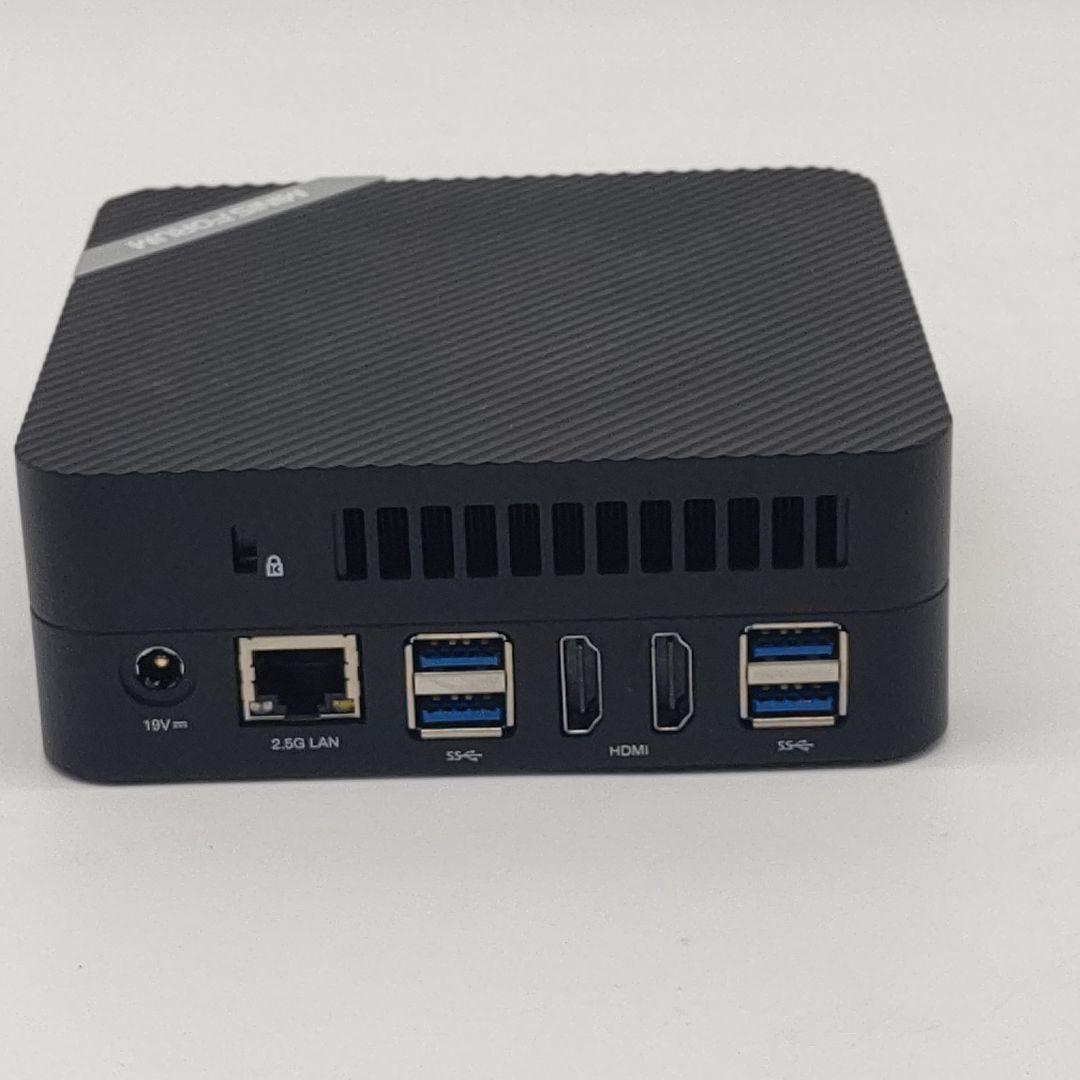 ミニPC MINIFORUM Venus UM690