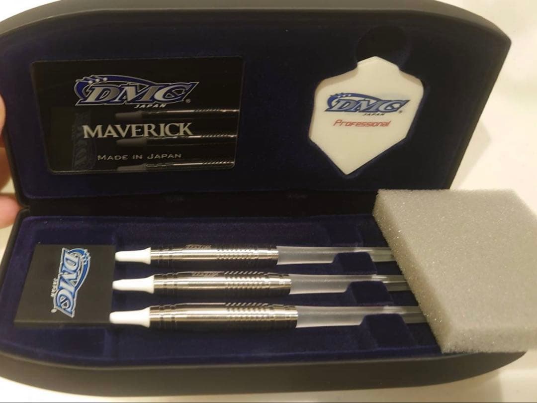 DMC Maverick 20g 2BA ダーツセット