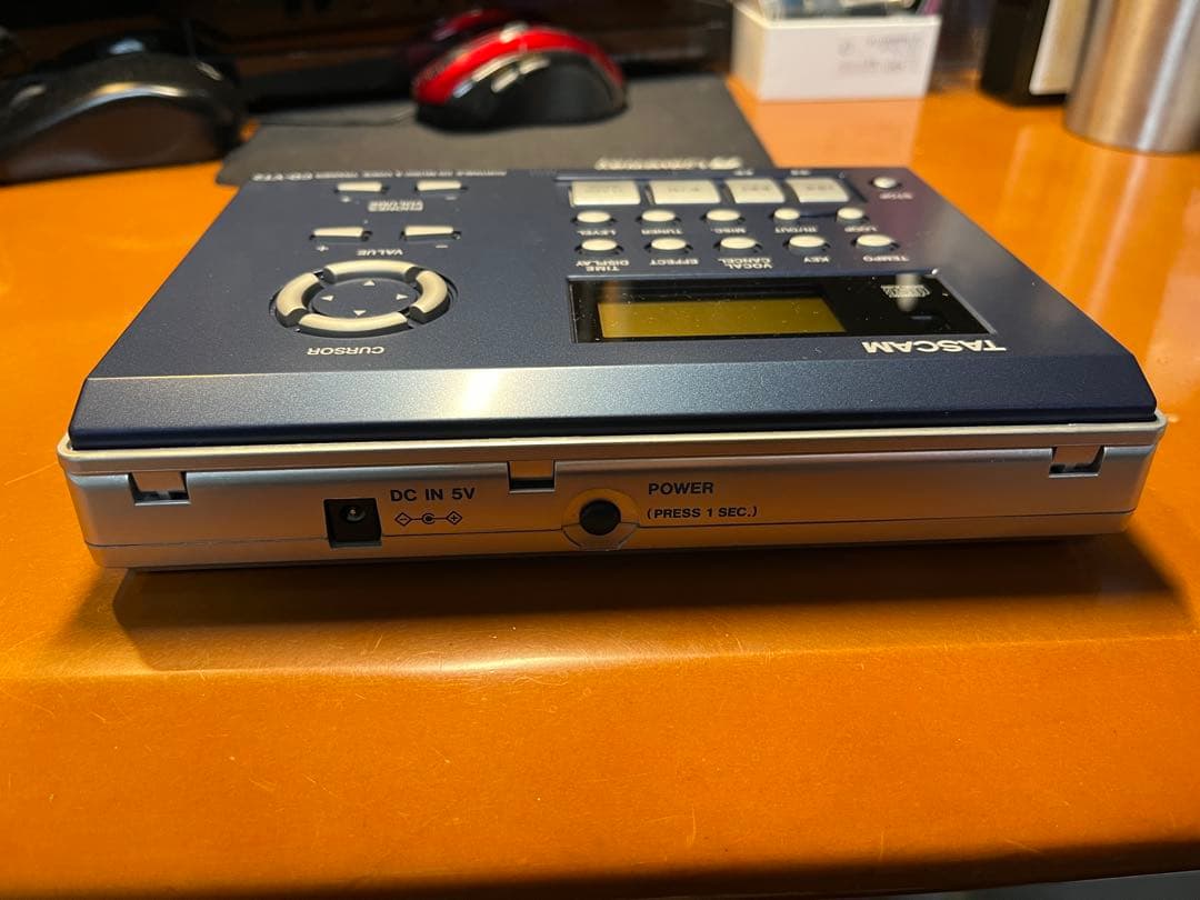 【名機】TASCAM CD-VT2 ボーカルトレーナー、管楽器練習用　動作確認済