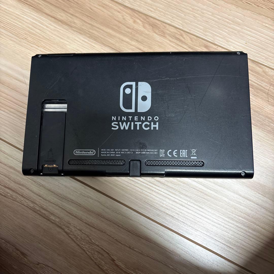 Nintendo Switch 本体 ブラック 画面傷あり