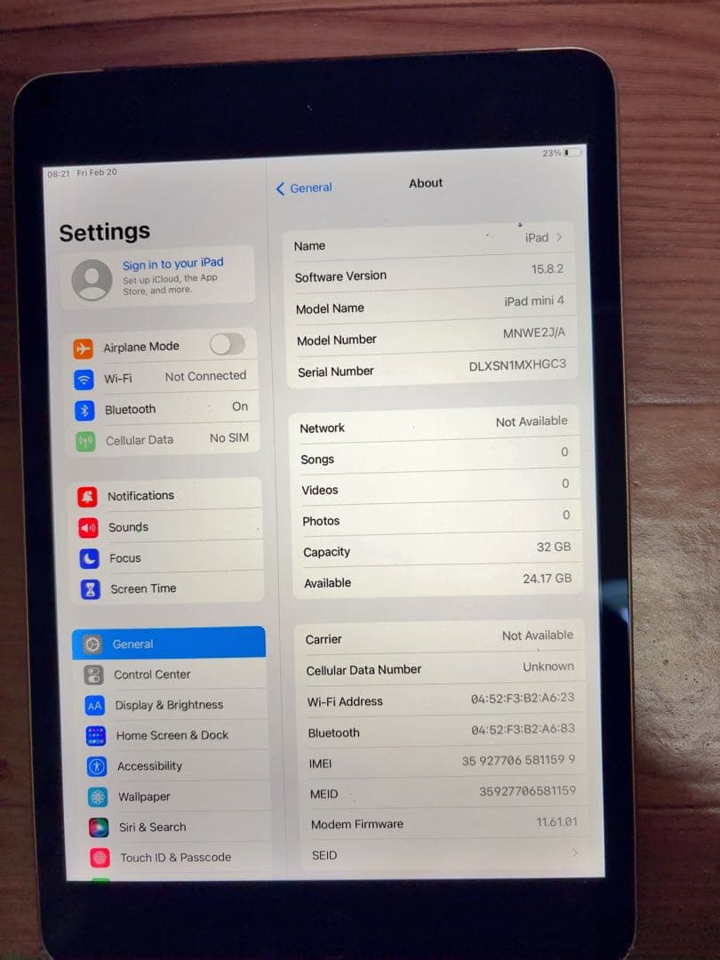 iPad mini 4 タブレット 本体 32gb