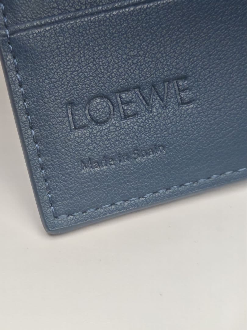 LOEWE 二つ折り財布 ネイビー 中古美品