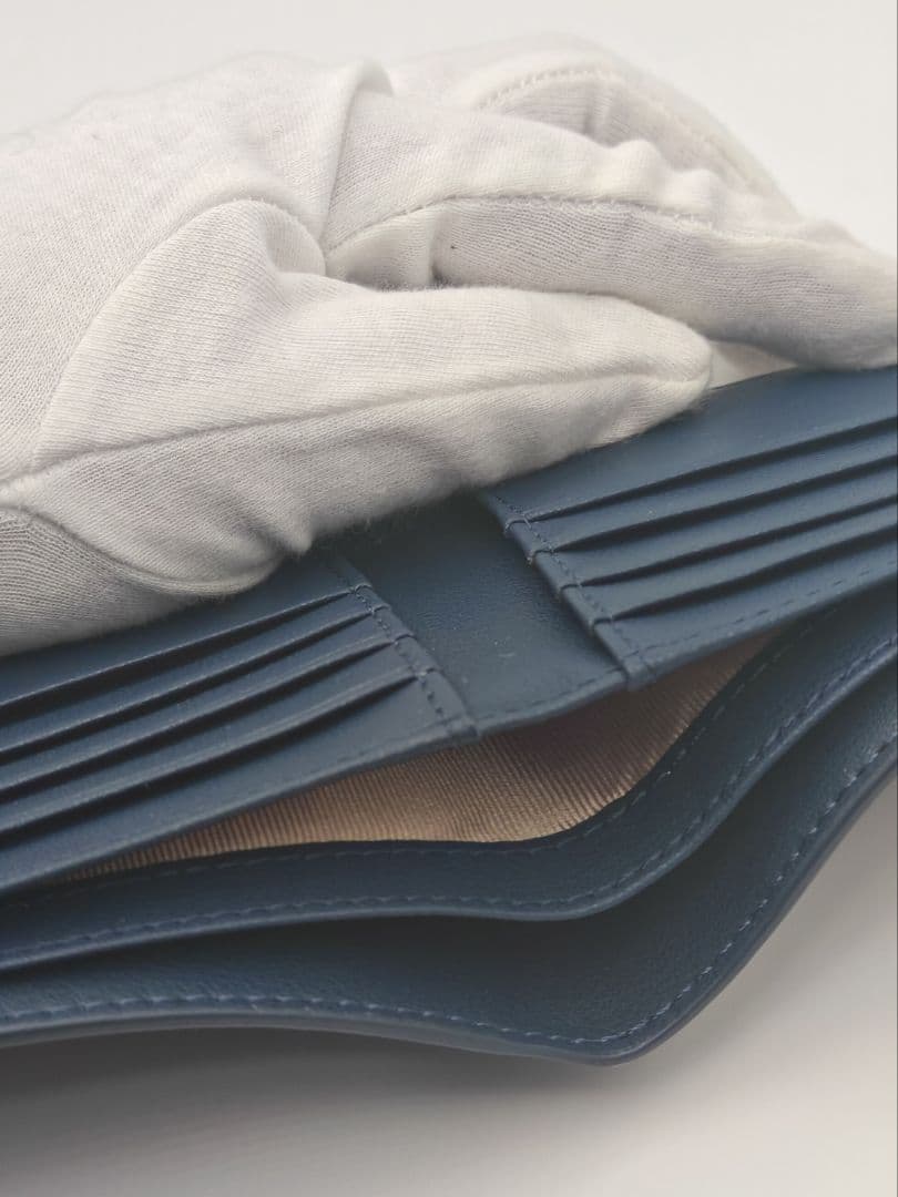 LOEWE 二つ折り財布 ネイビー 中古美品