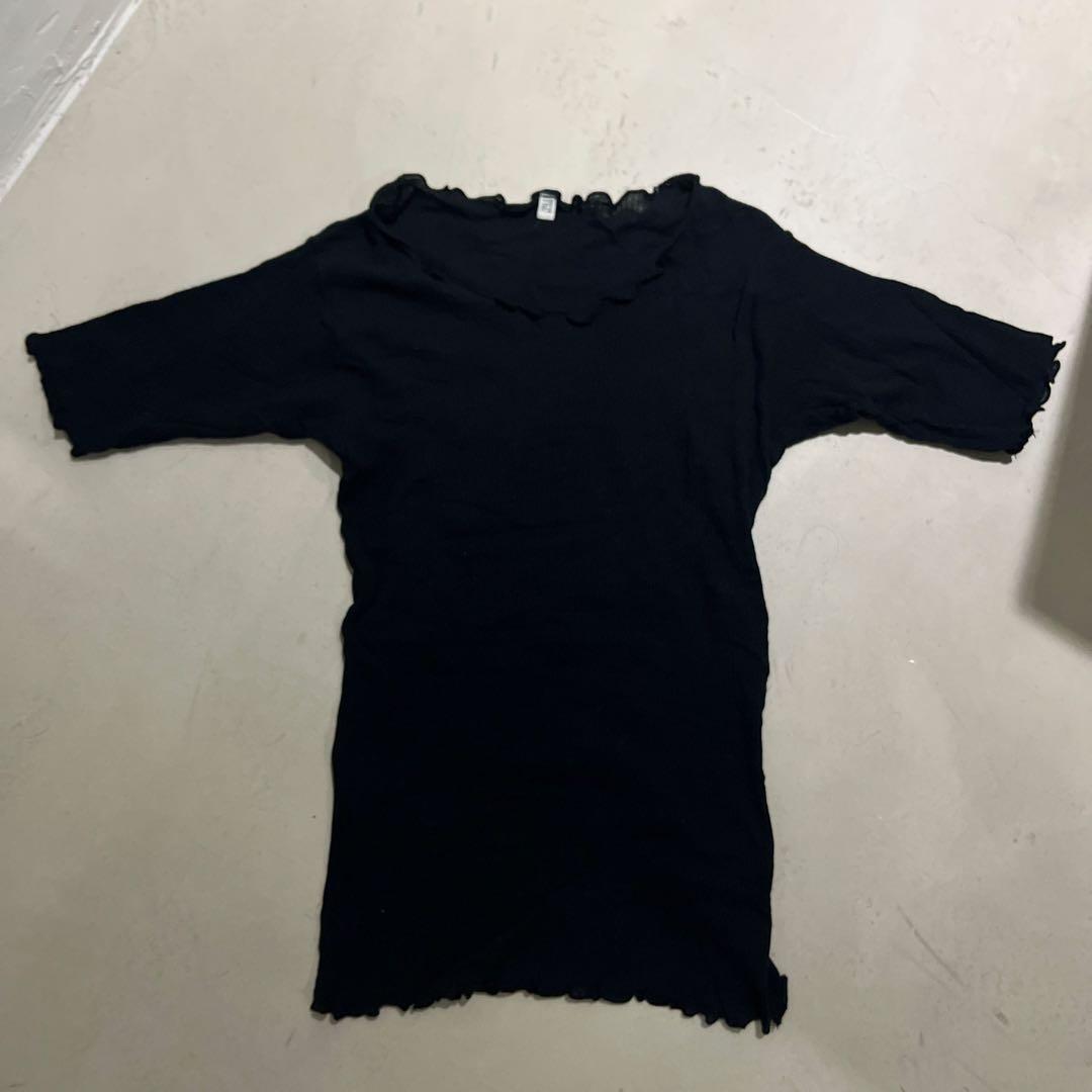 BASERANGE フリルネック 黒 半袖 Tシャツ ベースレンジ