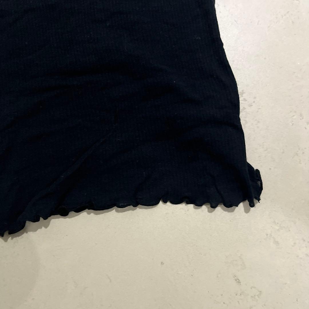 BASERANGE フリルネック 黒 半袖 Tシャツ ベースレンジ