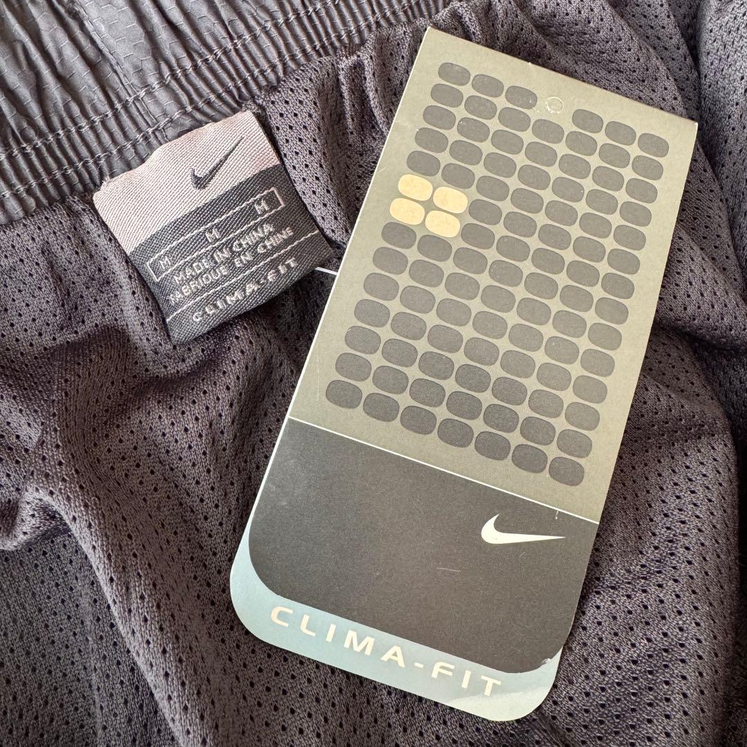 00s OLD NIKE DEAD STOCK ナイロントラック パラシュート
