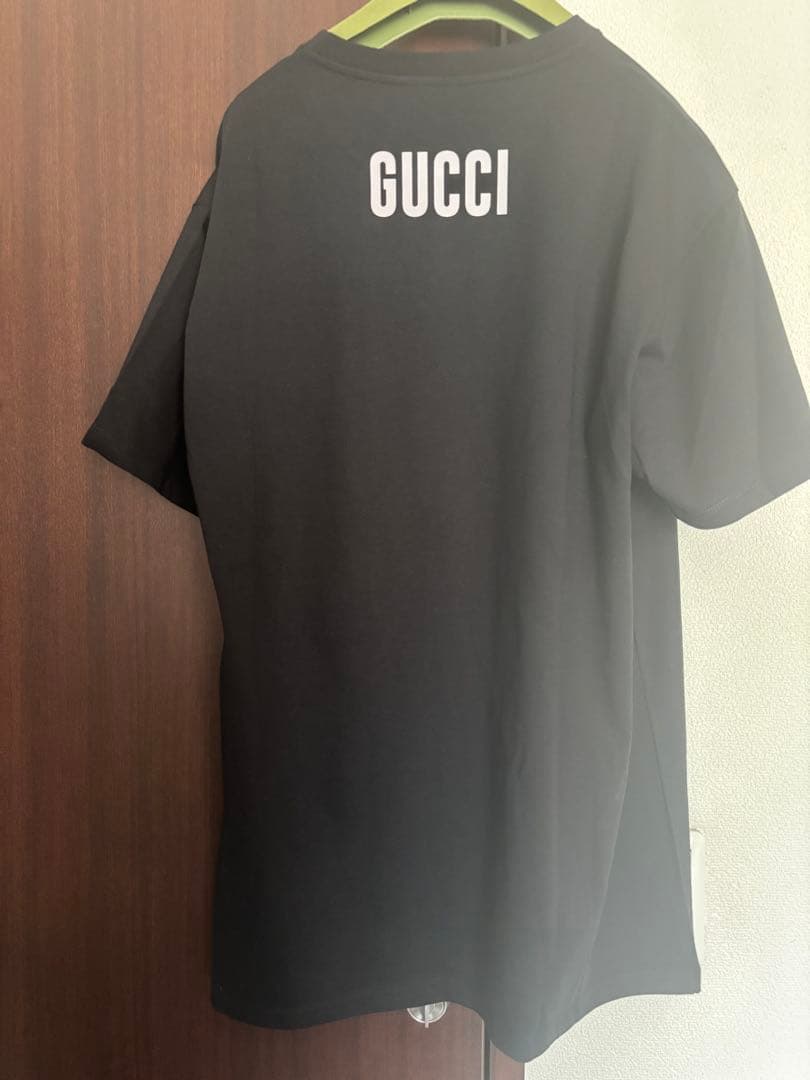 【新品未使用】GUCCI ロゴTシャツ(バックプリント) S