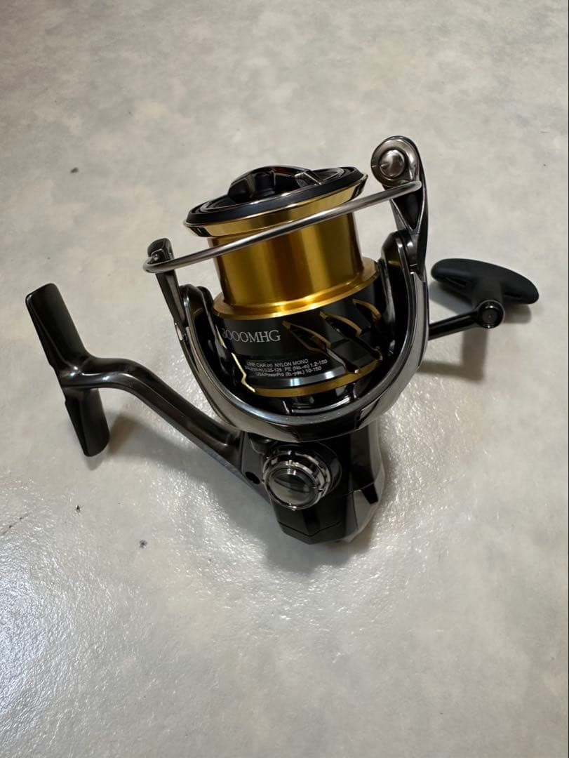 SHIMANO 20 ツインパワー3000mhg