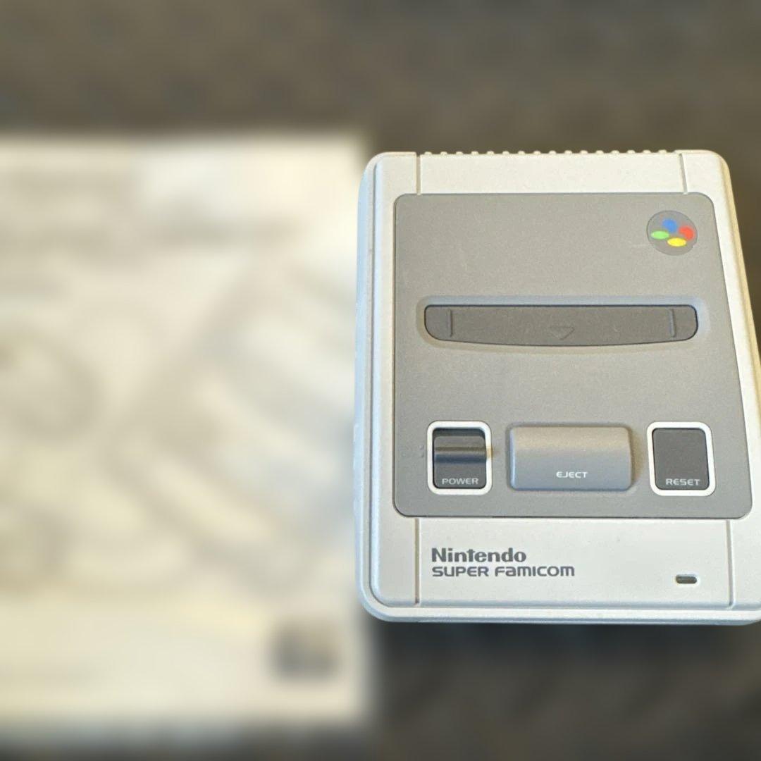 美品 Nintendo ニンテンドークラシックミニ スーパーファミコン