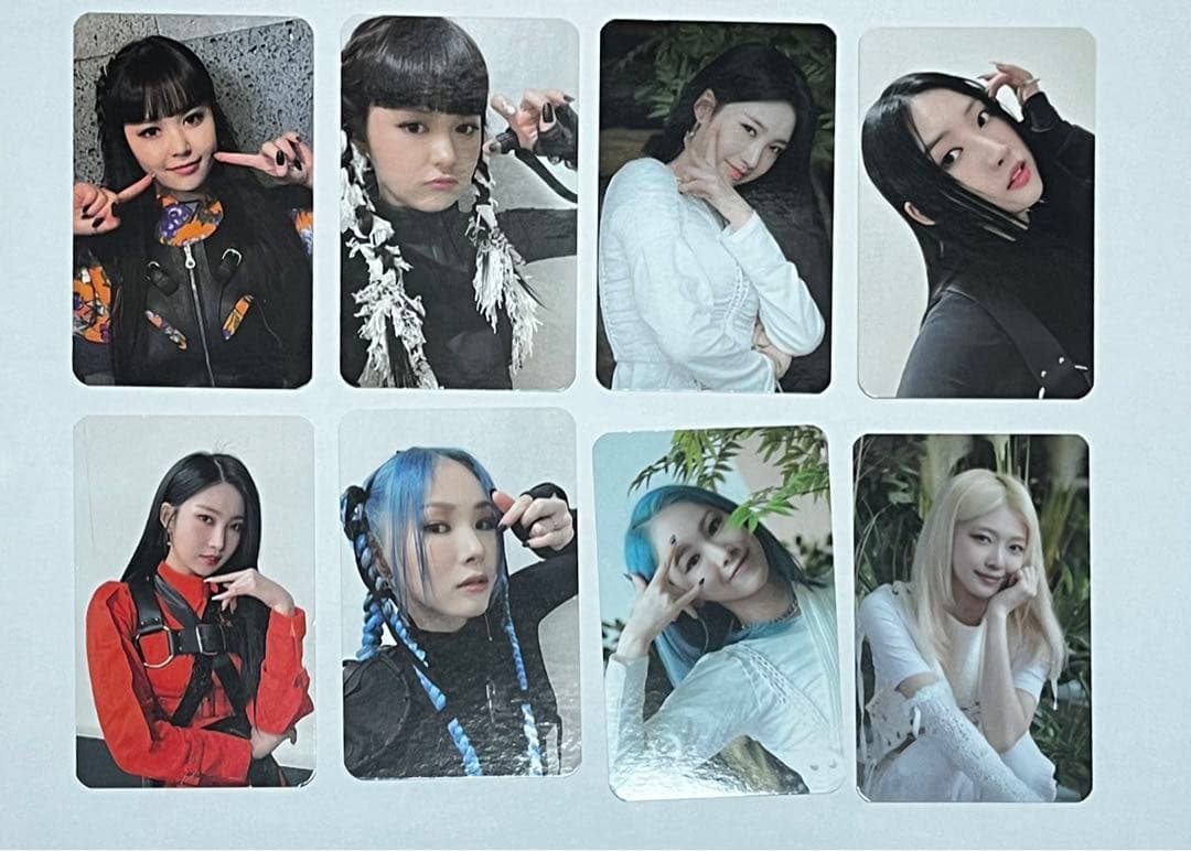 EVERGLOW トレカ