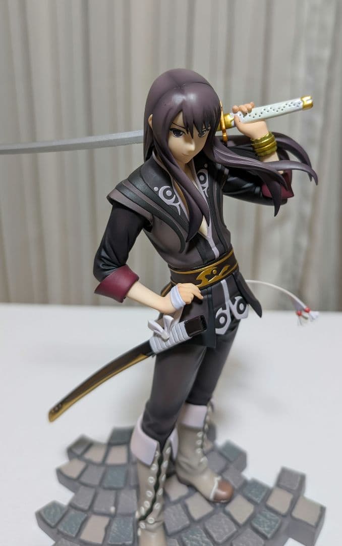 テイルズ・オブ・ヴェスペリア　ユーリ・ローウェル　1/8フィギュア　アルター