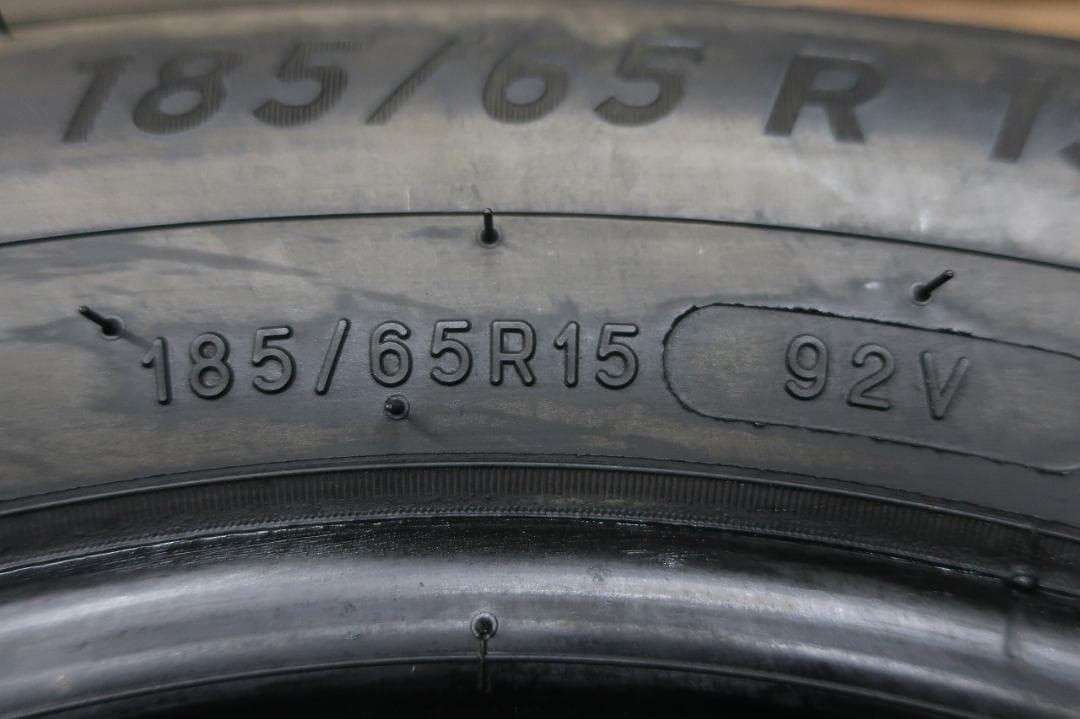 2021年製　ミシュラン　クロスクライメート２　185/65R15　バリ溝　4本