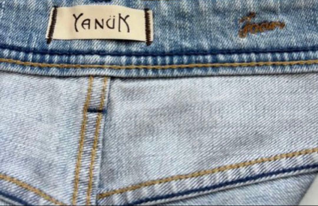 【美品】YANUK ヤヌーク JOAN ルーズストレートデニム　22