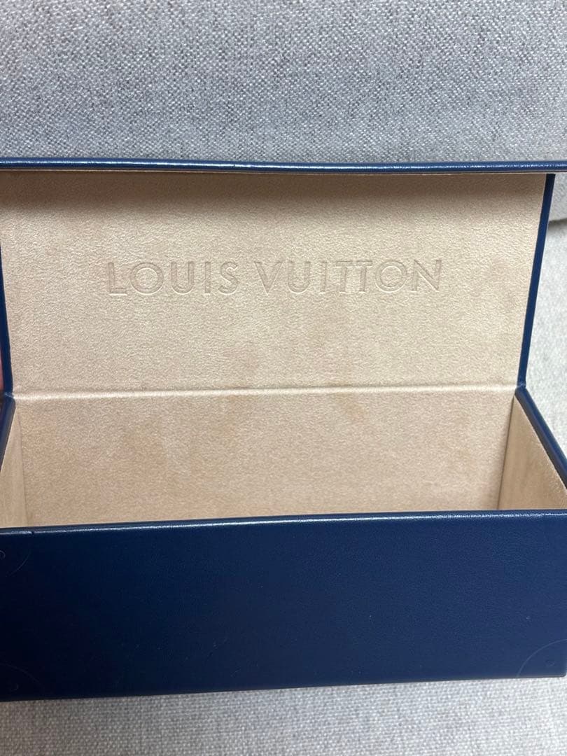 LOUIS VUITTON サングラス ゴールドフレーム