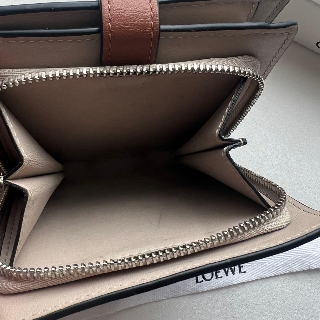 248 極上美品 LOEWE ロエベ 2つ折り財布