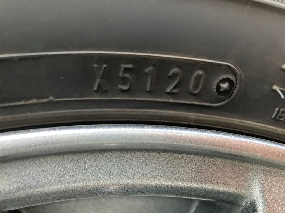 【大特価】DUNLOP スタッドレスタイヤ ホイール付き4本195/65R15