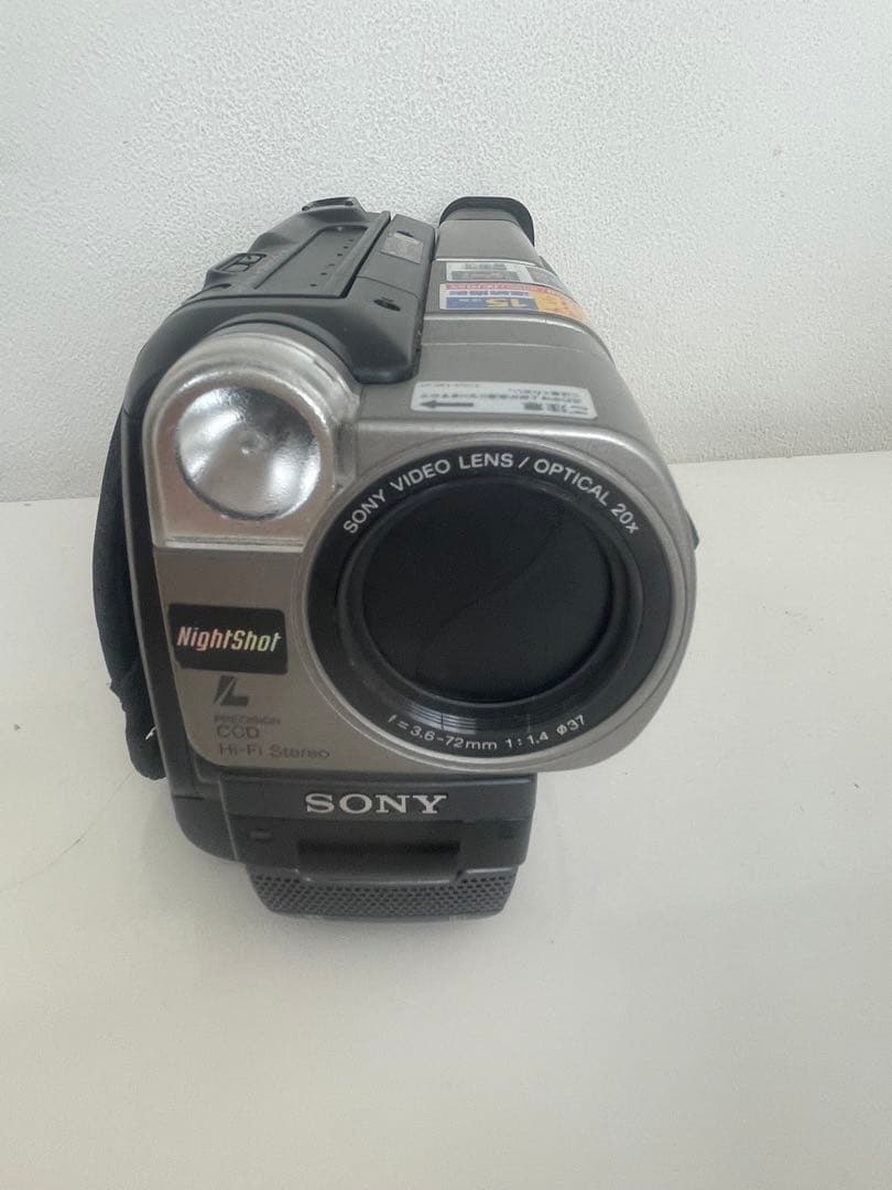 ビデオカメラ SONY handycam CCD-TRV80 Hi8