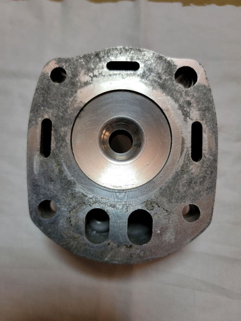 NSR80用シリンダーヘッド