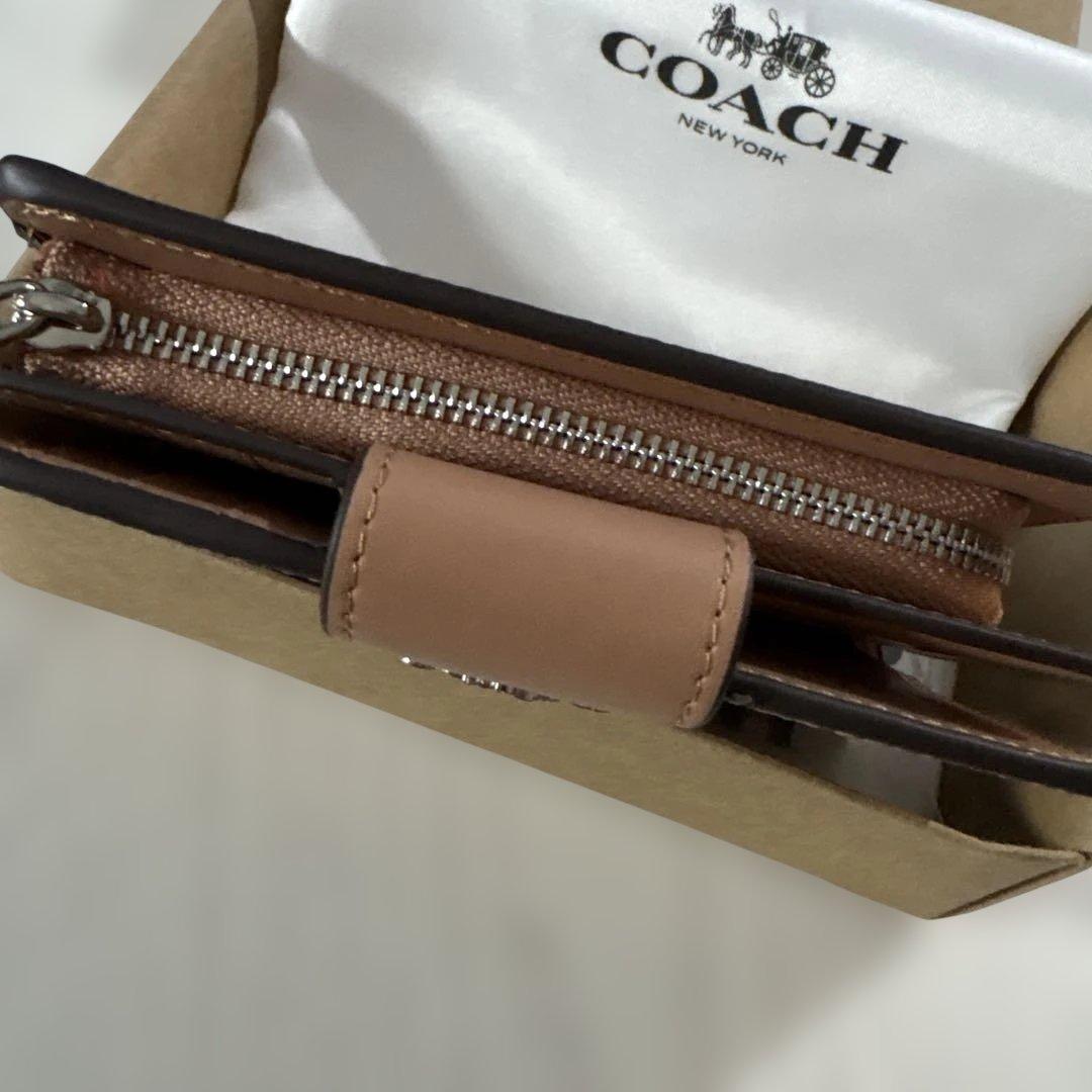 COACH 2つ折り財布