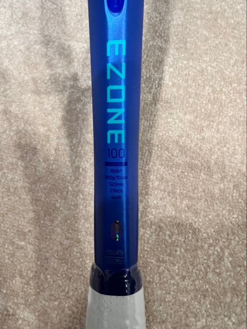 YONEX EZONE 100 テニスラケット　ヨネックス