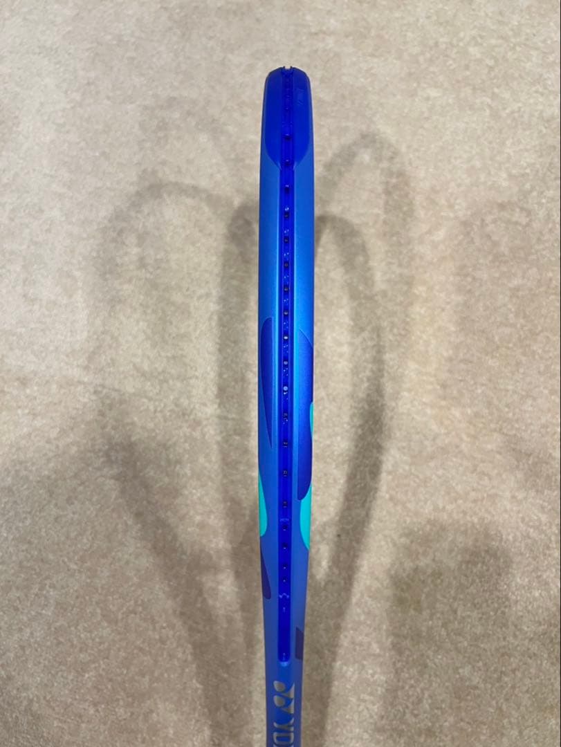 YONEX EZONE 100 テニスラケット　ヨネックス