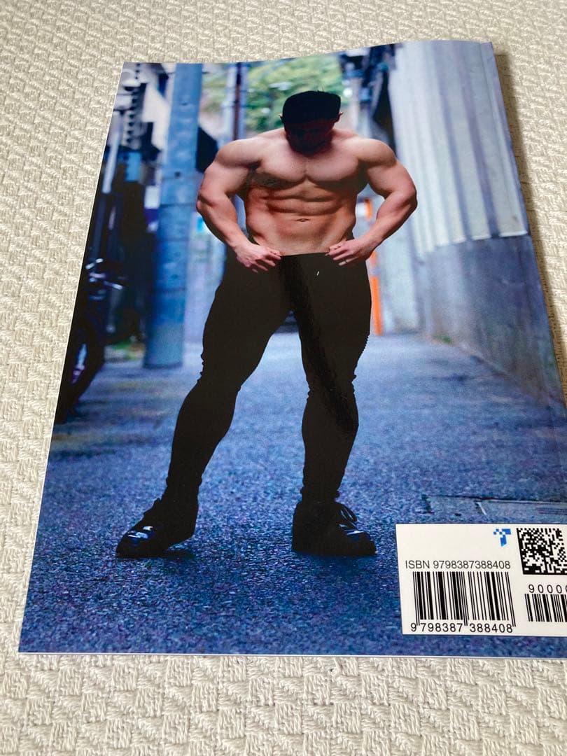 マッチョ　ゲイ　筋肉　ムキムキ　グラビア　男性写真集