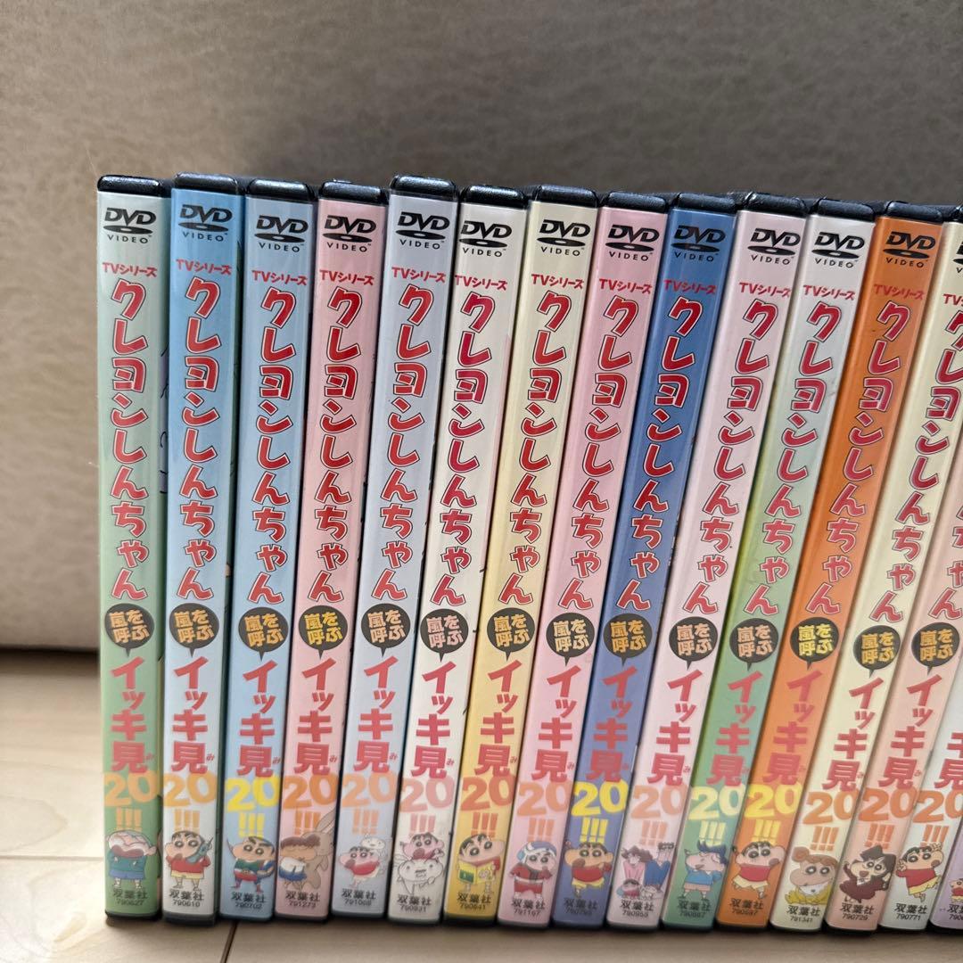 クレヨンしんちゃん 嵐を呼ぶ イッキ見 DVD まとめ売り 32枚