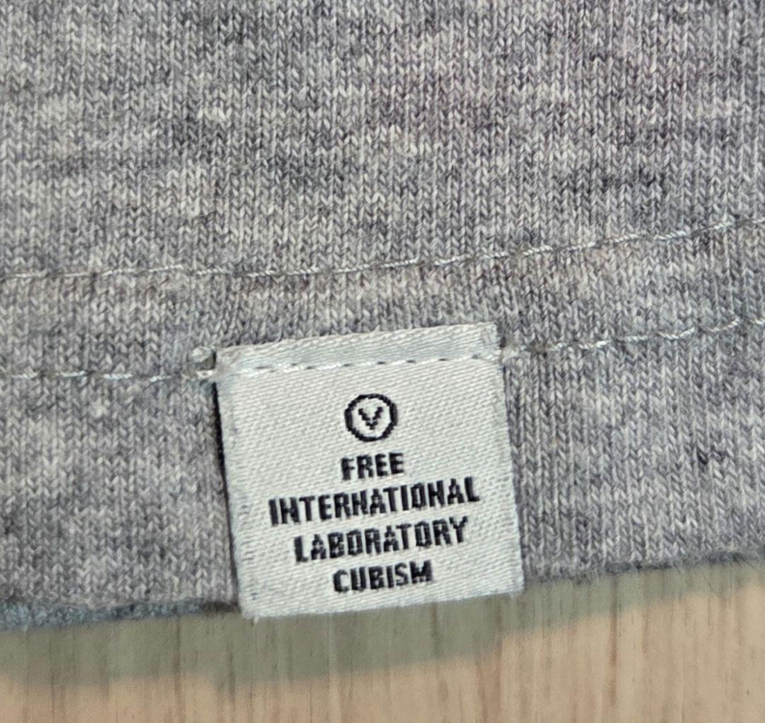 S*ね様 visvim グレー Tシャツ 星のプリント
