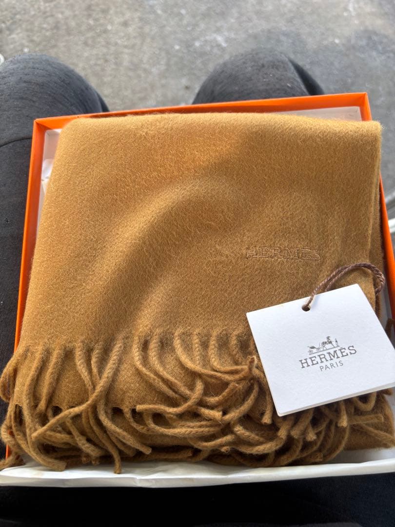 HERMES 100%カシミヤ マフラー 150cm x 40cm