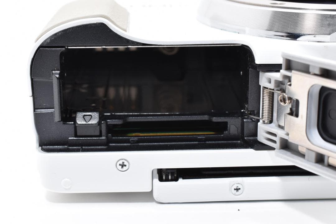 パナソニック LUMIX GF6