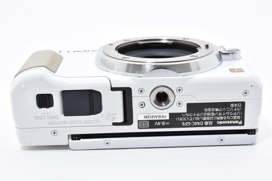 パナソニック LUMIX GF6