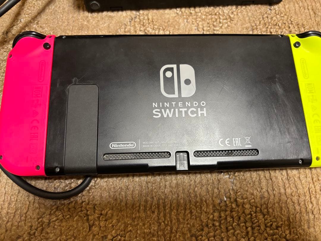 Nintendo Switch ネオンピンク・イエロー 本体