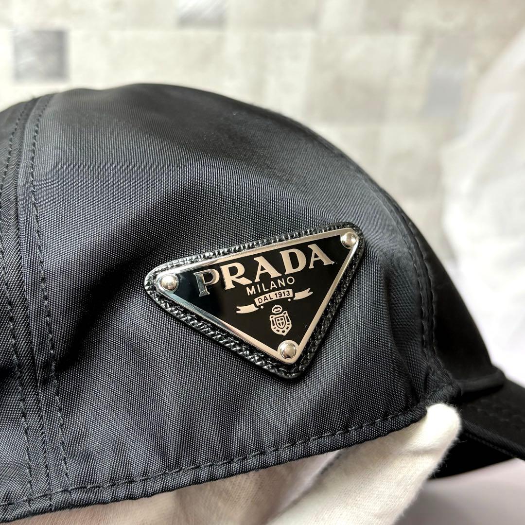 PRADA プラダ　三角プレート　キャップ　帽子　ベースボール　Re-Nylon