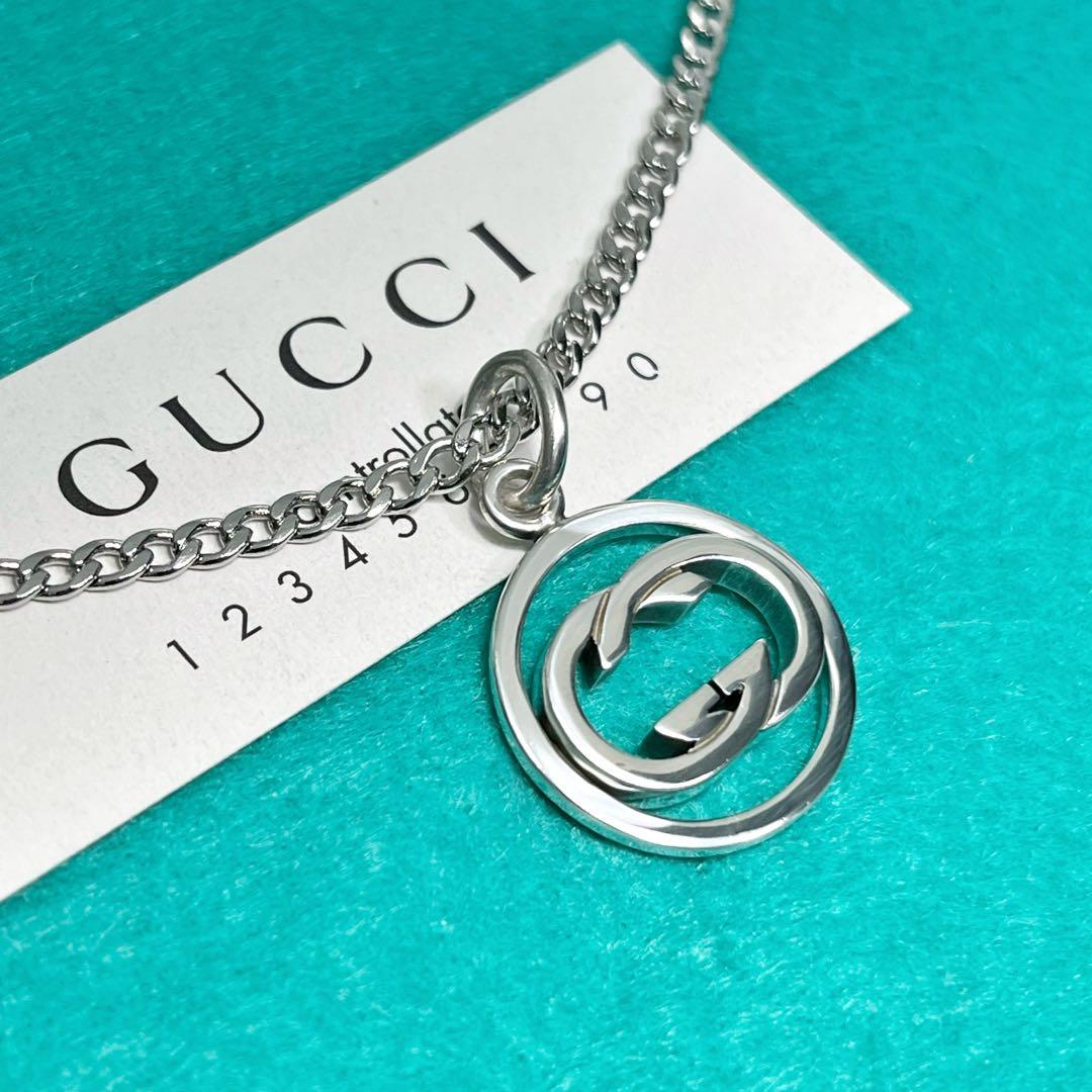 美品　GUCCI 丸型インターロッキングペンダント