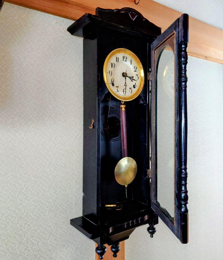 〈完動・美品〉黒漆塗り　装飾両柱型　ゼンマイ振り子時計 （メーカー不明）古時計