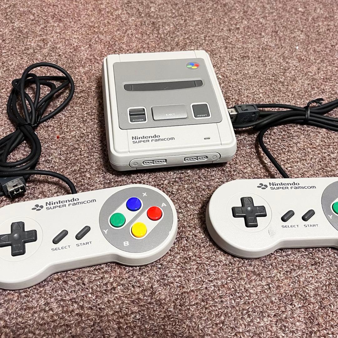 【美品】ニンテンドークラシックミニ　スーパーファミコン