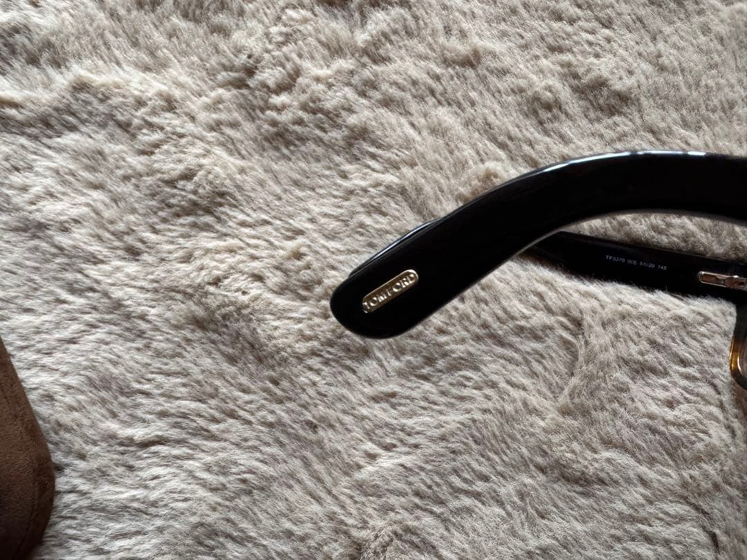 TOMFORD サングラス　TF5379 3/7終了