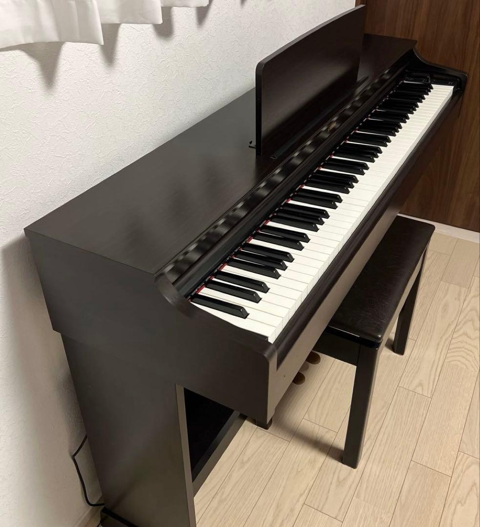 いず　ヤマハ　電子ピアノ YDP-163R 黒椅子付き