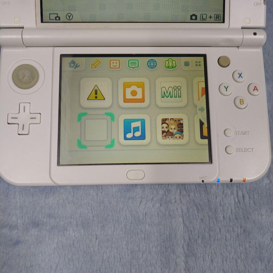 3DS 本体、ゲームとびだせどうぶつの森、マリオゴルフ。