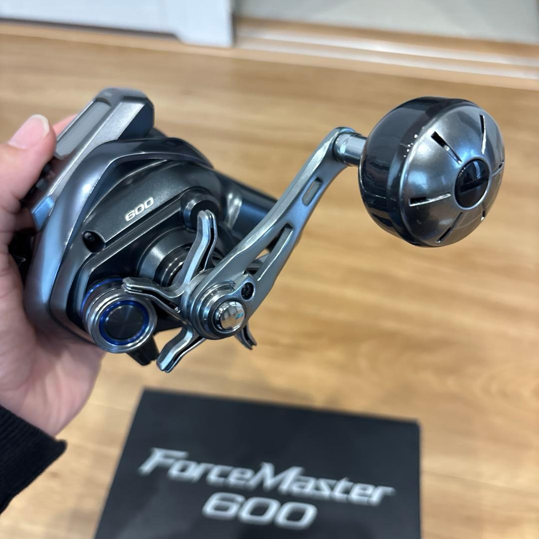 23年モデル　フォースマスター600 右ハンドル