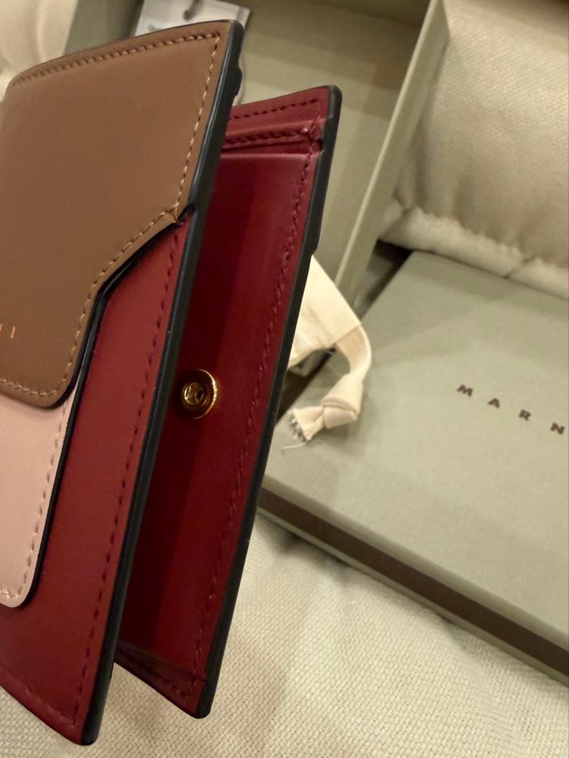 MARNI 二つ折り財布 ブラウン ピンク